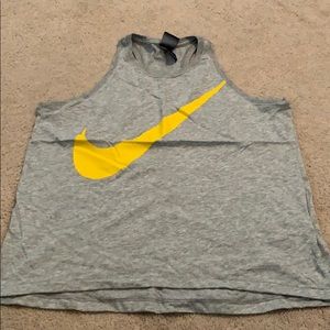 Nike tank